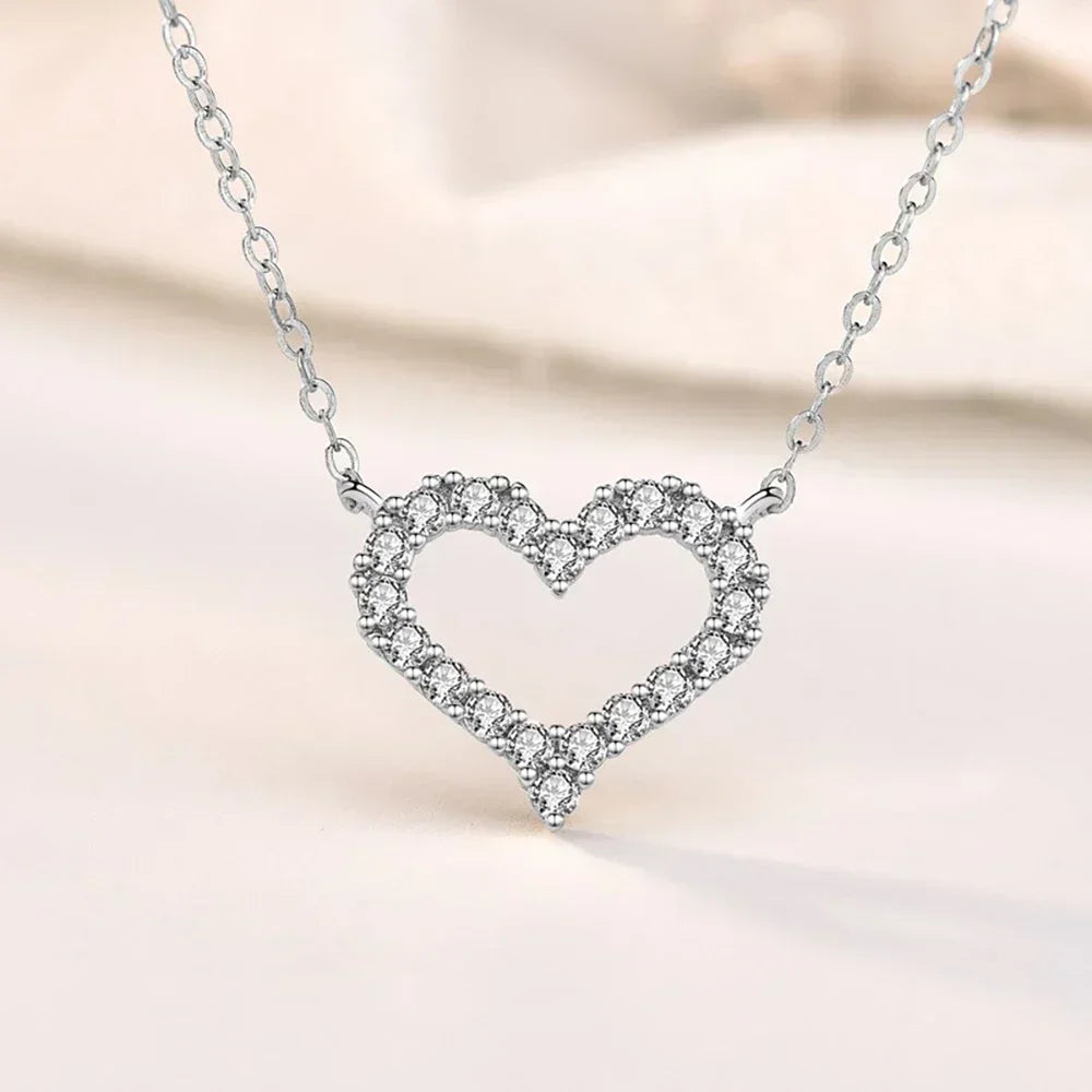 Heart Shape Moissanite Diamond Jewelry Set for Women 925 Sterling Silver Plated 18k Gold Neckchain Pendant Necklace Stud Earring