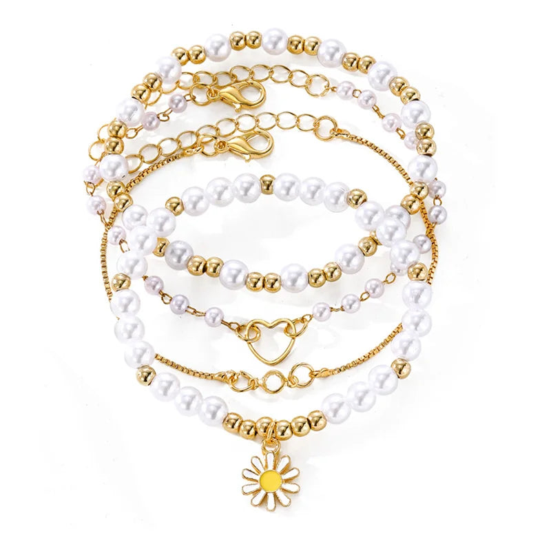 4pcs Vintage Daisy Flower Pendant Pearl Bracelet Set for Women Bohemian Beaded Love Heart Shape Stackable Hand Bangle Jewelry